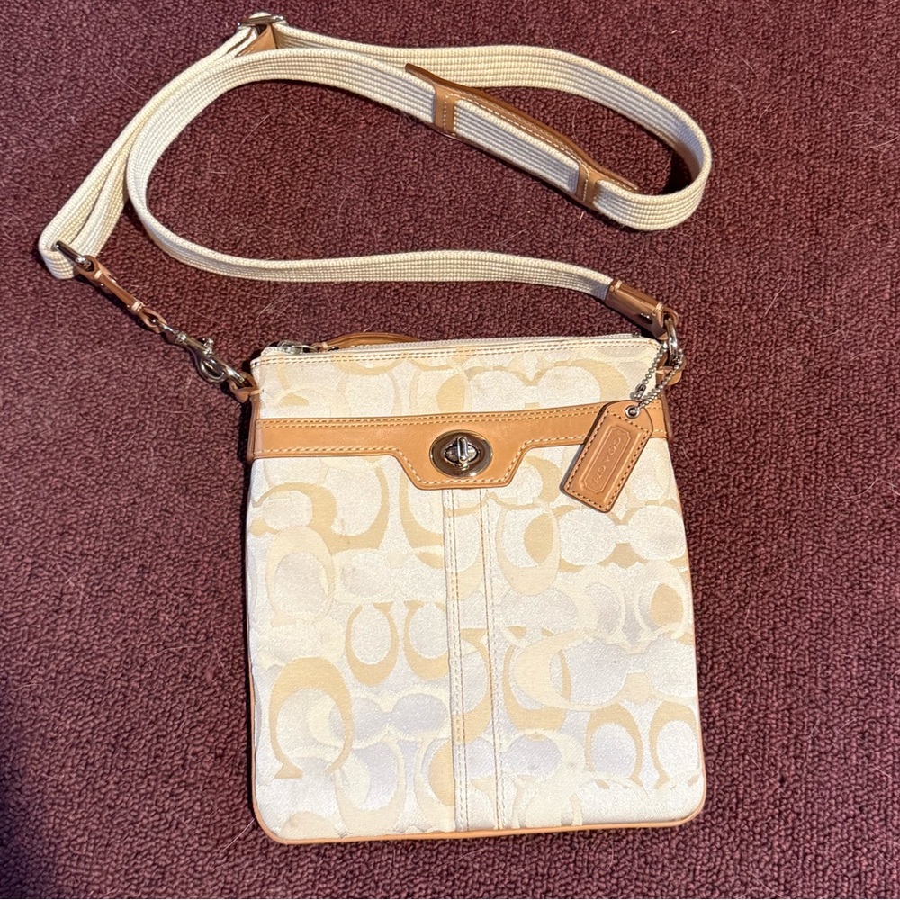 Coach Signature Canvas Crossbody in Beige/Tan